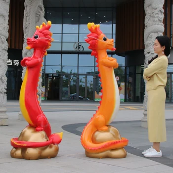 2024 Коледна скулптура на дракон, талисман студент Xiao Лонга, Голямо коледна украса търговски център, за украса на купища, на празника на Пролетта
